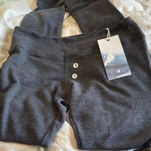 Wellen Surf Wellen Women blue textured thermal pull on pants Small